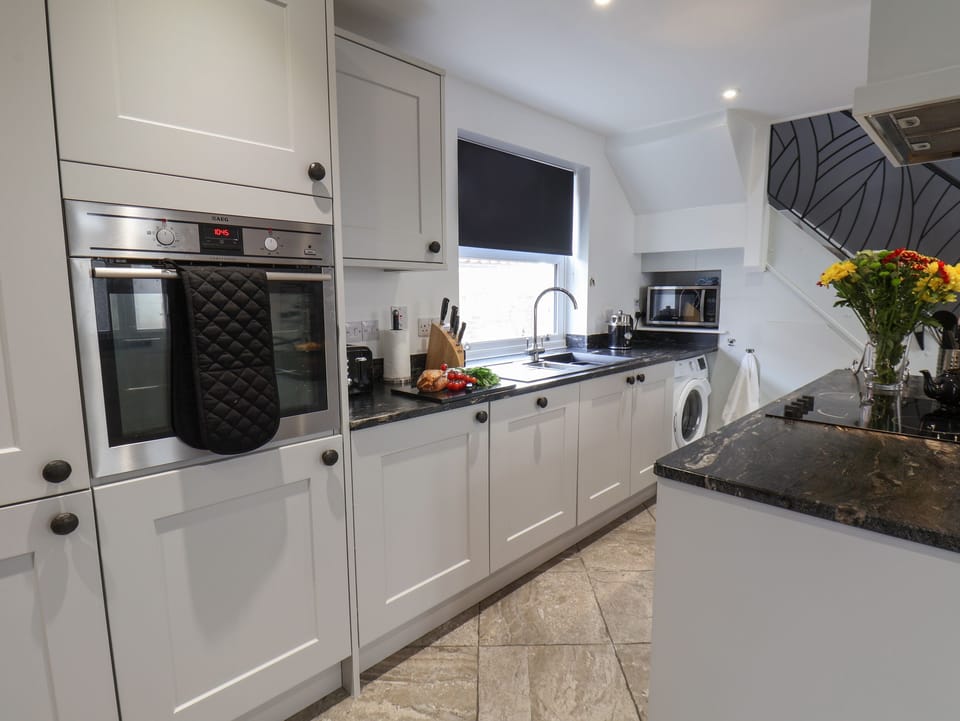 Fridge, dishwasher, electric kettle, toaster