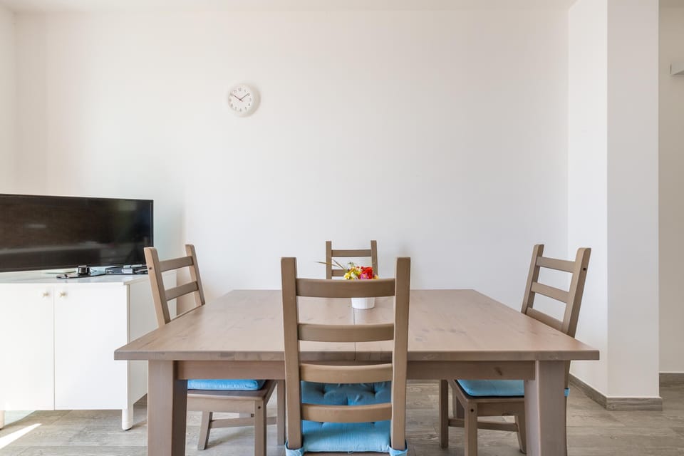 Apartment | Dining room