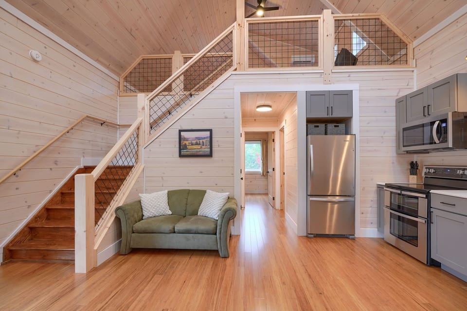 Kitchen/ Living Room