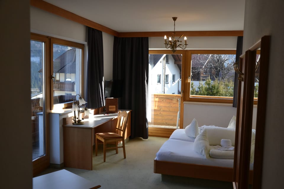 Comfort Room | Desk, soundproofing, free WiFi, bed sheets