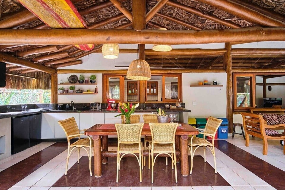 Villa | Dining