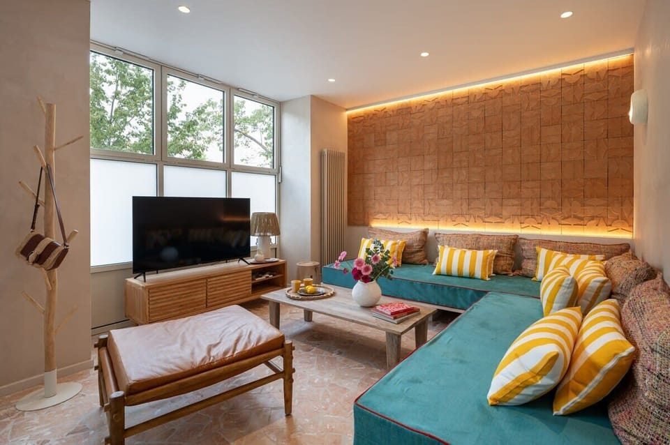 Living Room - Multimedia Area