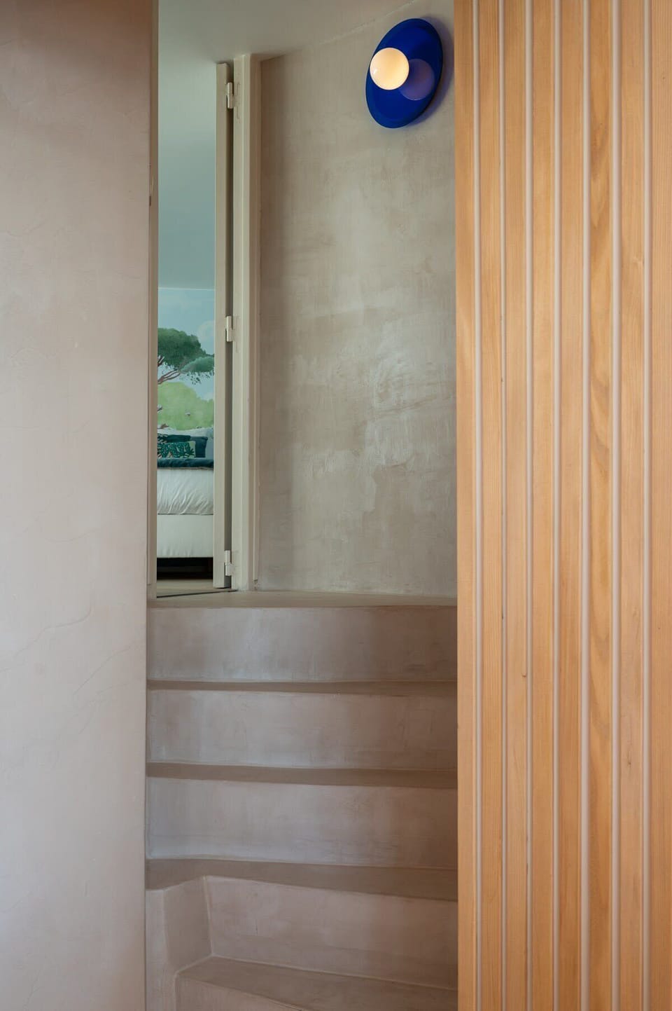 Access to duplex - Bedroom and bathroom 1 