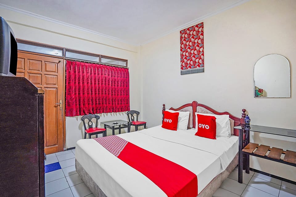 Deluxe Double Room | Free WiFi, bed sheets
