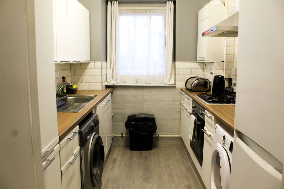 Apartment | Private kitchen | Fridge, microwave, oven, stovetop