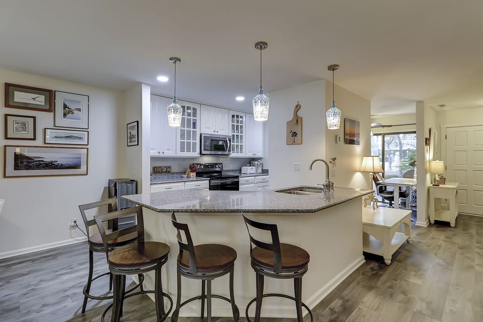 Kitchen Bar