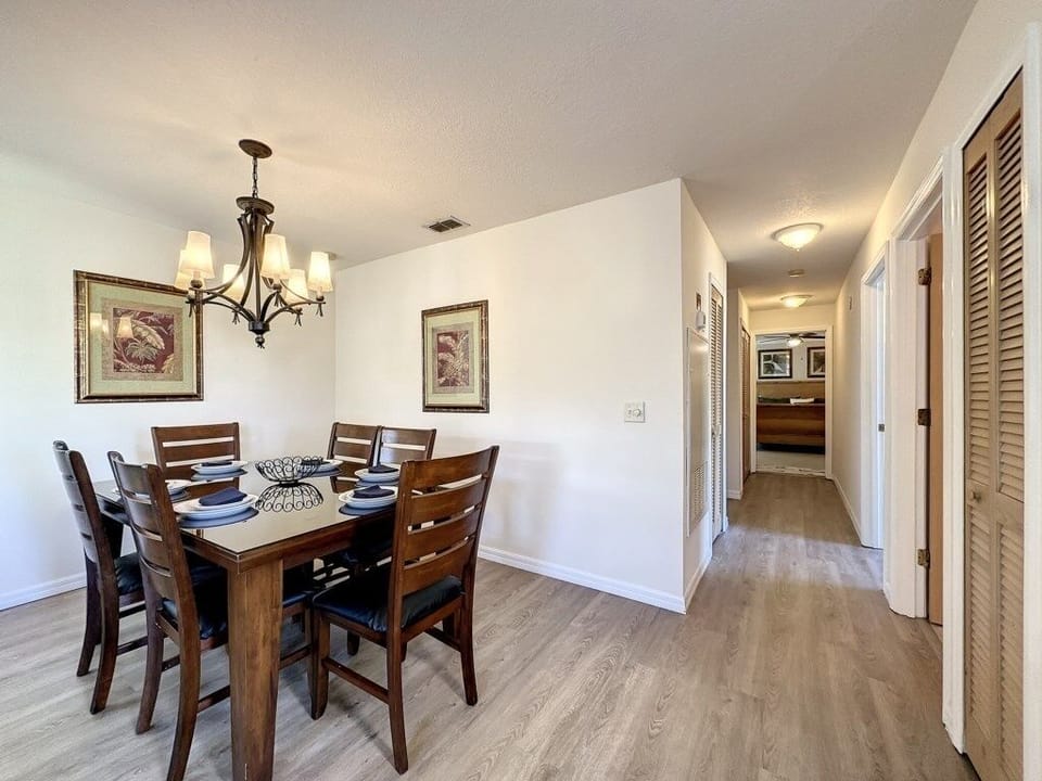 Condo, 3 Bedrooms | Dining