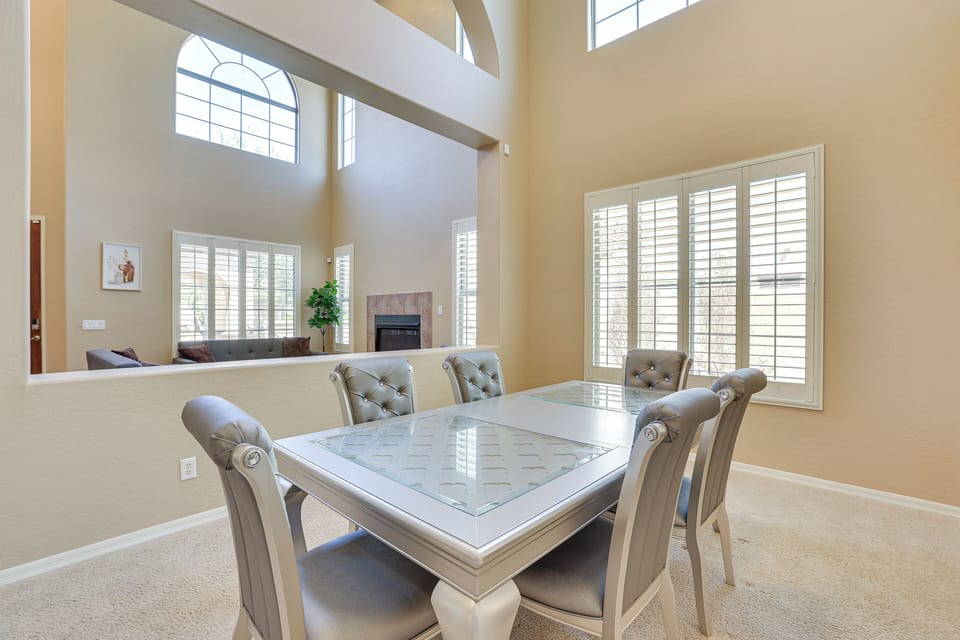 House (4 Bedrooms) | Interior