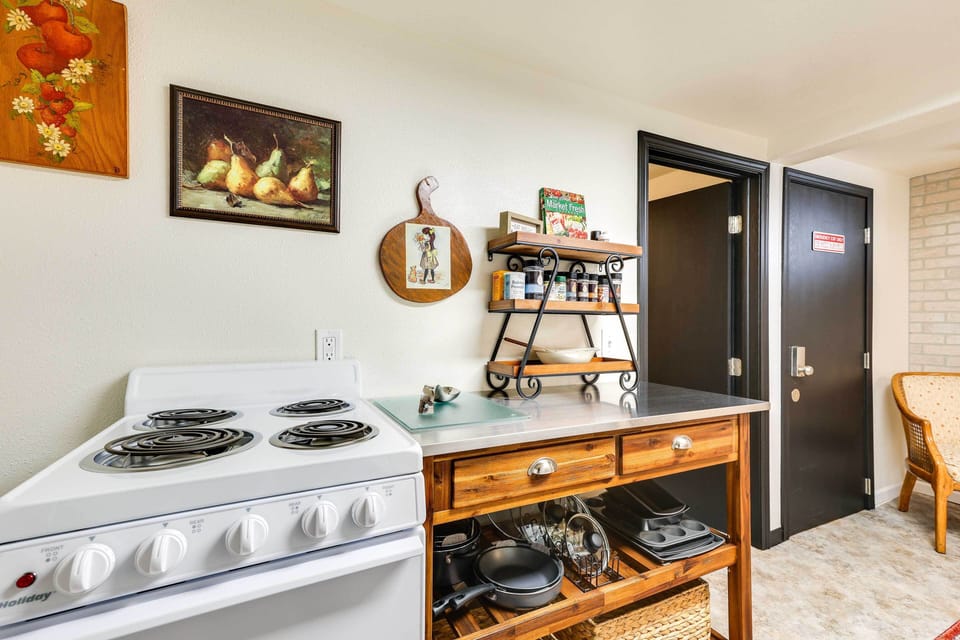 Apartment (1 Bedroom) | Interior