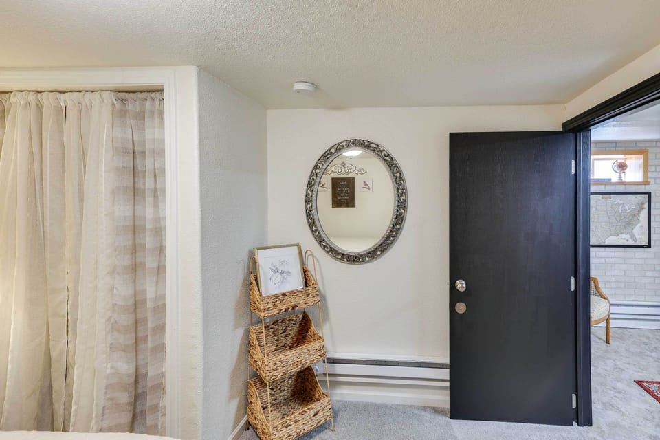 Apartment (1 Bedroom) | Interior