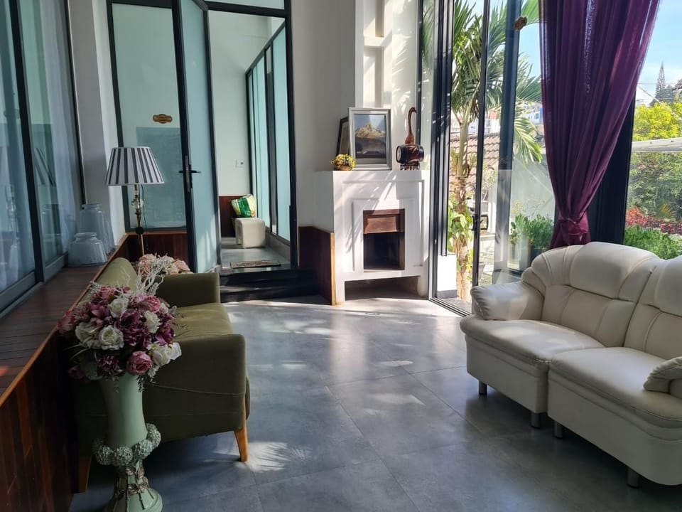 City Villa | Living area