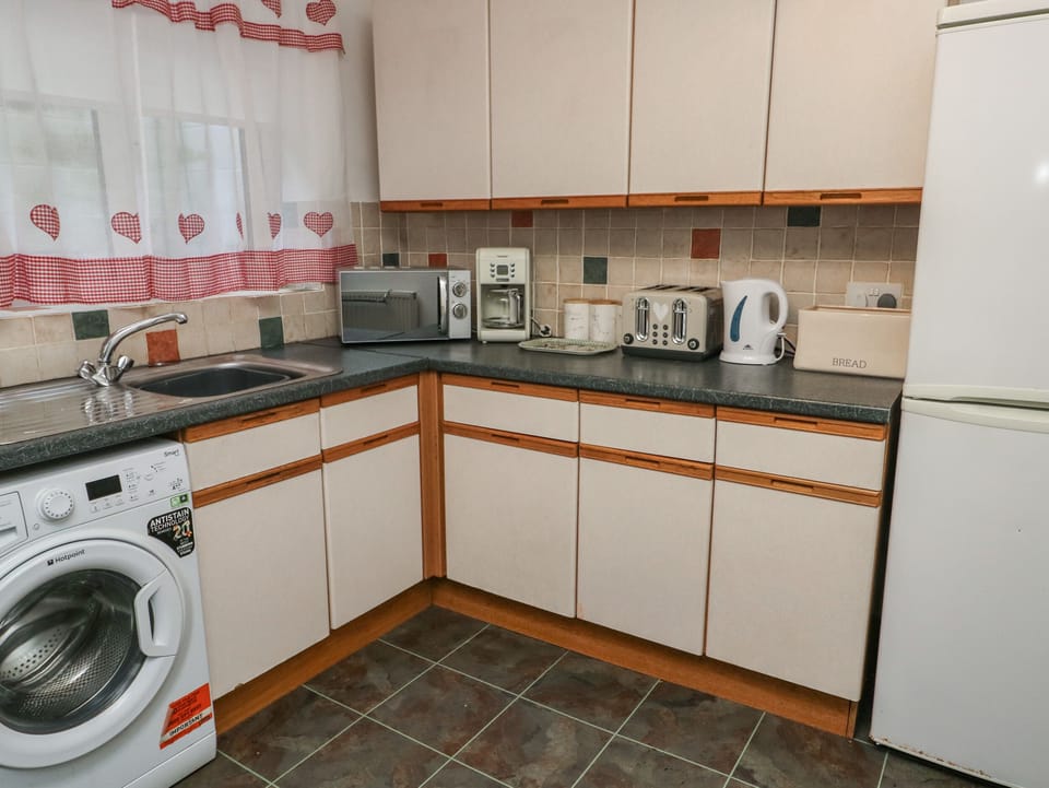 Fridge, dishwasher, electric kettle, toaster