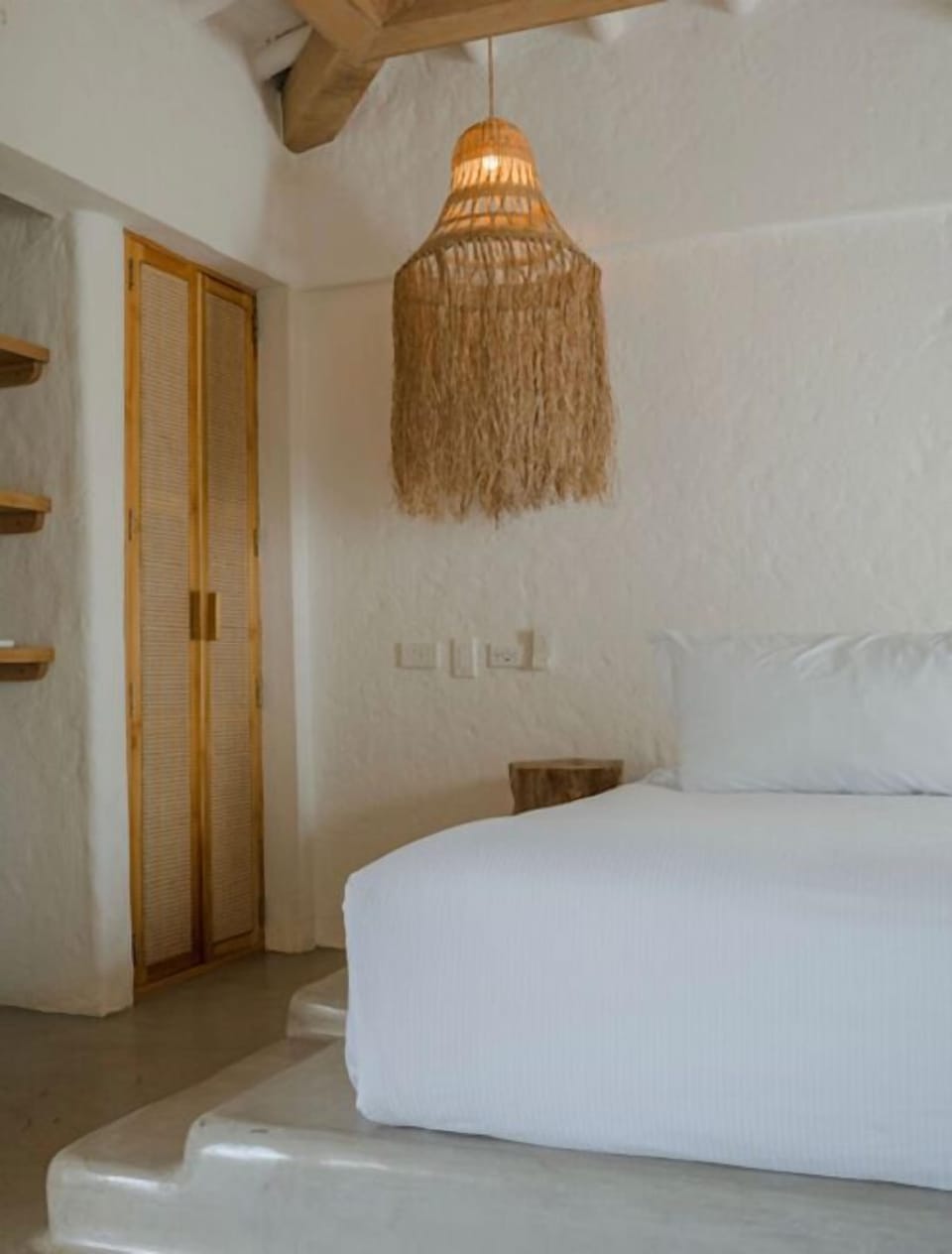 Elite Suite | Egyptian cotton sheets, premium bedding, down comforters