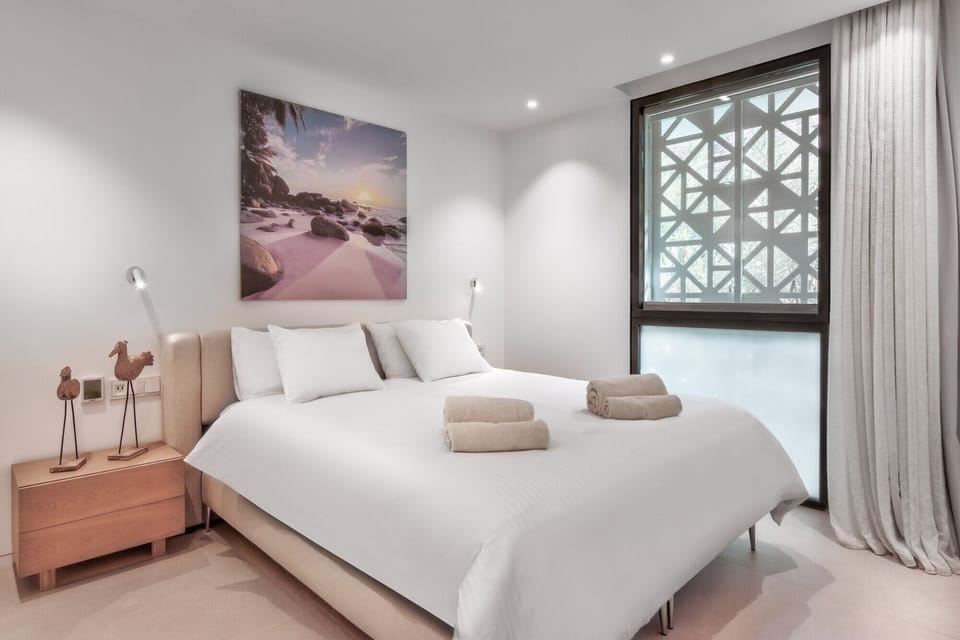 Large bedroom with queen-size bed