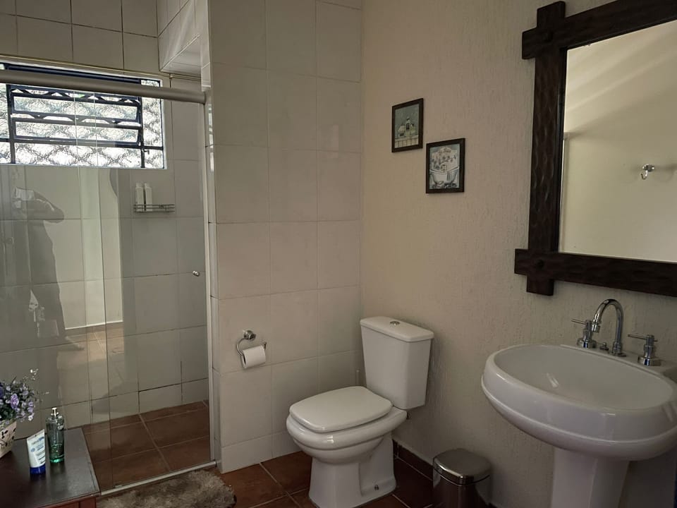 Exclusive Cottage, Multiple Beds, Lanai, Lake View | Bathroom | Shower, rainfall showerhead, towels