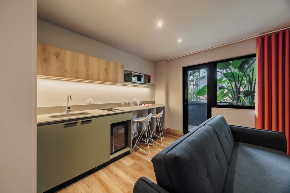 Superior Apartment, Multiple Beds, Balcony | Hypo-allergenic bedding available, down comforters, minibar