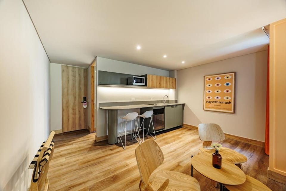 Standard Apartment, Multiple Beds, Kitchen | Hypo-allergenic bedding available, down comforters, minibar