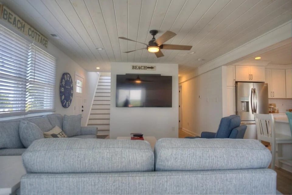 Living Room 1st Floor