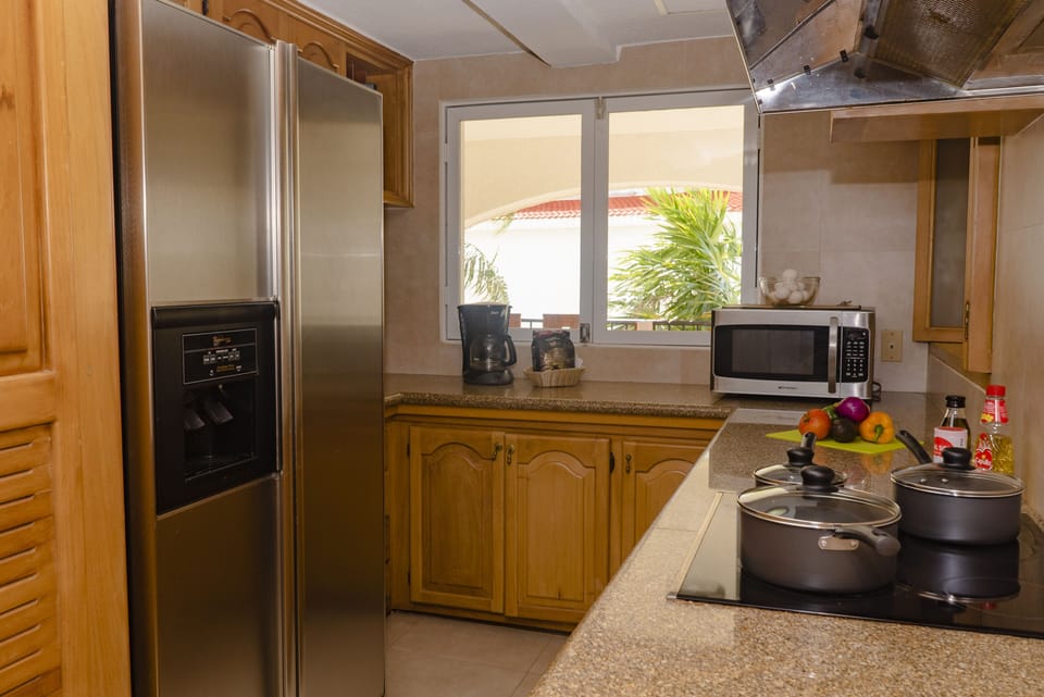 Full equipped kitchen
