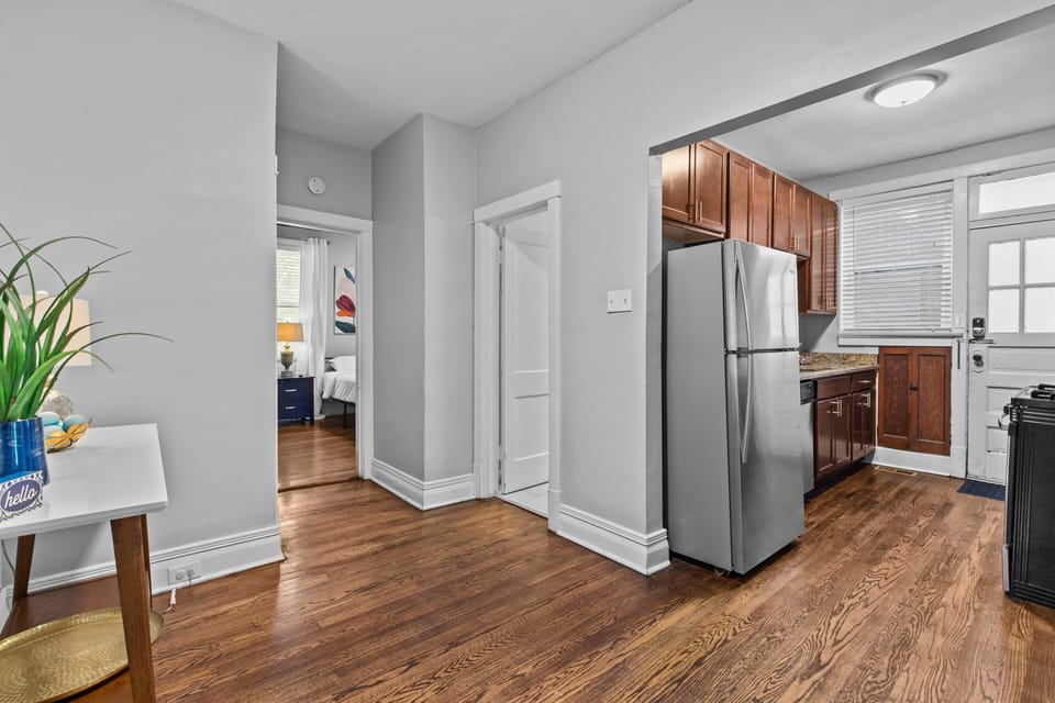 Apartment, Multiple Beds, Fireplace, City View | Private kitchen | Fridge, microwave, oven, stovetop
