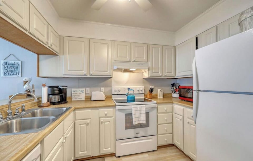 Full size appliances (stove, microwave, fridge, and dishwasher)