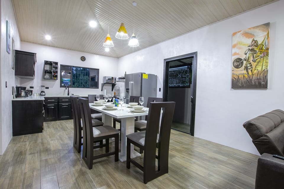 Fully equipped kitchen