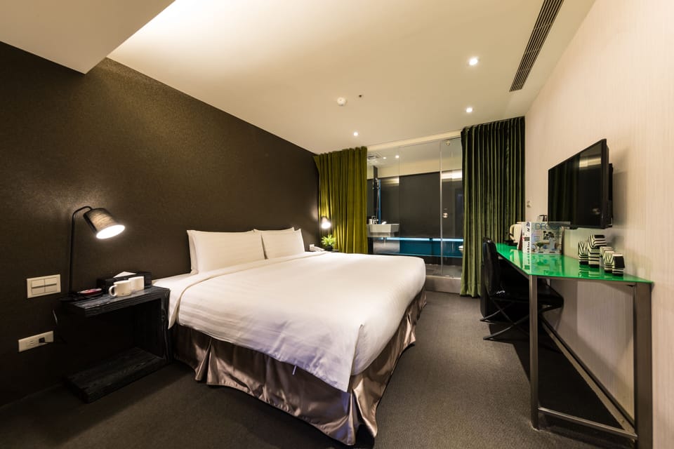 In-room safe, iron/ironing board, free WiFi