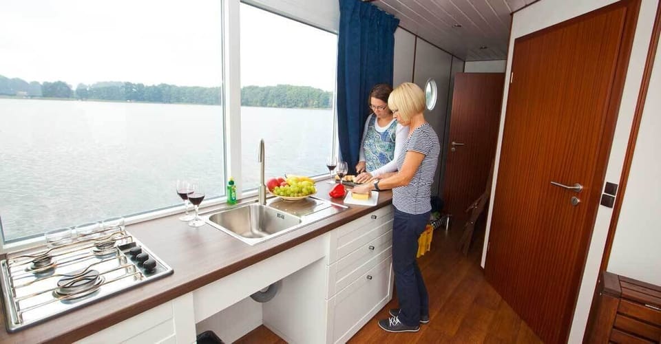 Mobile Home | Private kitchen