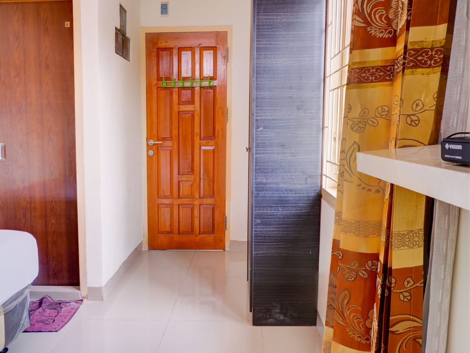 Standard Double Room | WiFi (free), bed sheets