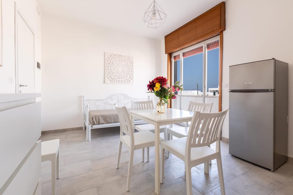 Apartment | Dining room