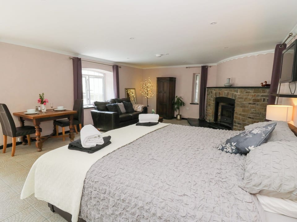 Garden Apartment Cottage in Wales