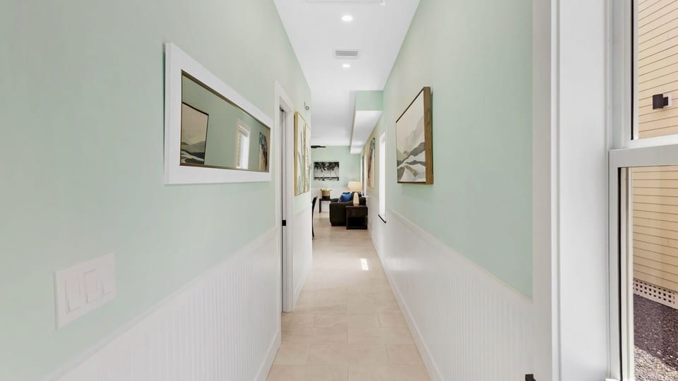 The Duke's hallway...