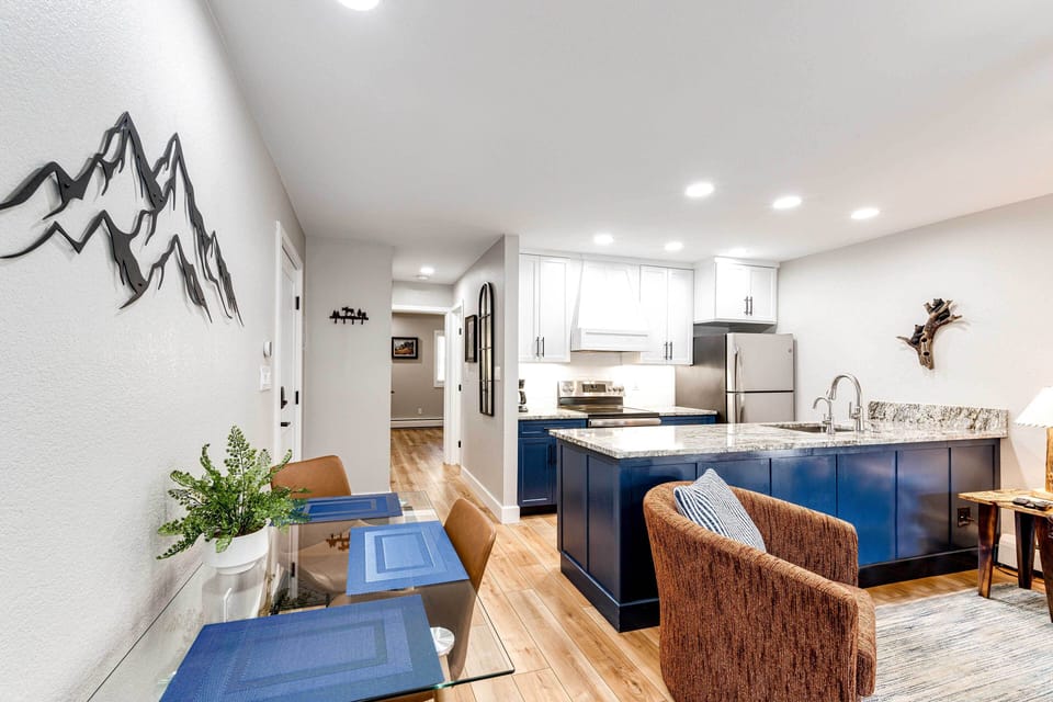 Apartment (1 Bedroom) | Interior