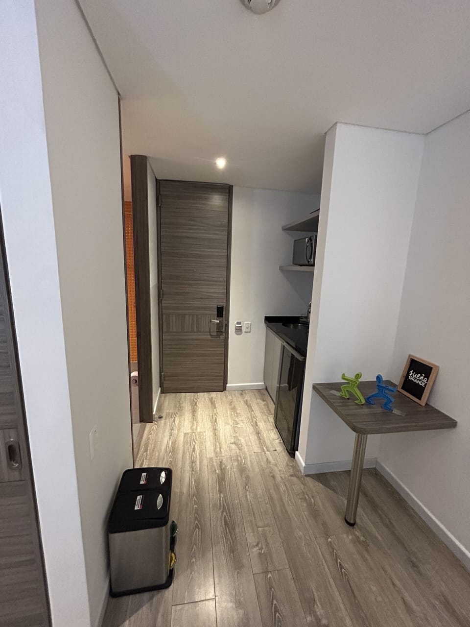 Double Room | Desk, laptop workspace, free WiFi, bed sheets