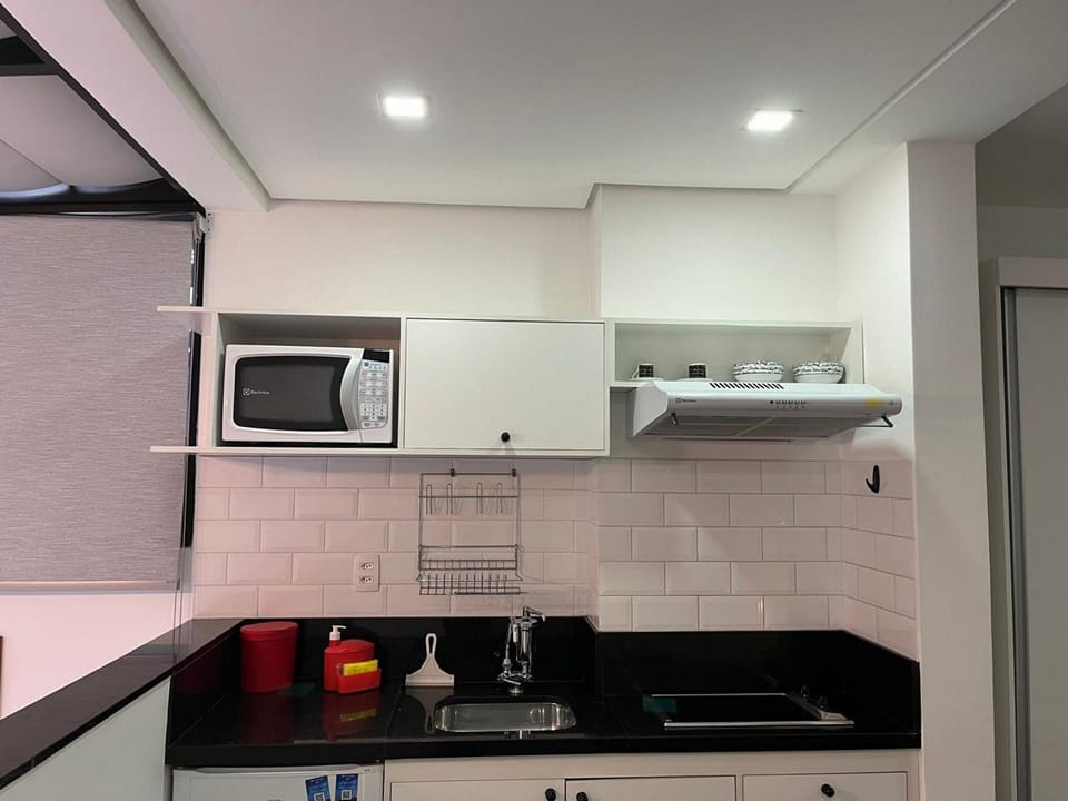 Apartment | Private kitchen | Mini-fridge, cookware/dishes/utensils