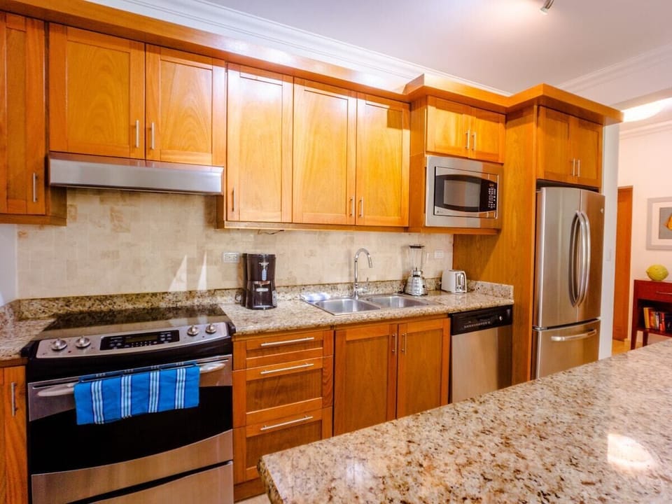 Fully equipped kitchen