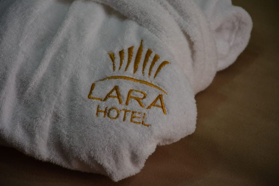 Premium bedding, iron/ironing board, free WiFi, bed sheets