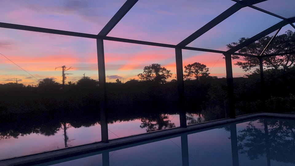 Sunset - enjoy your drink