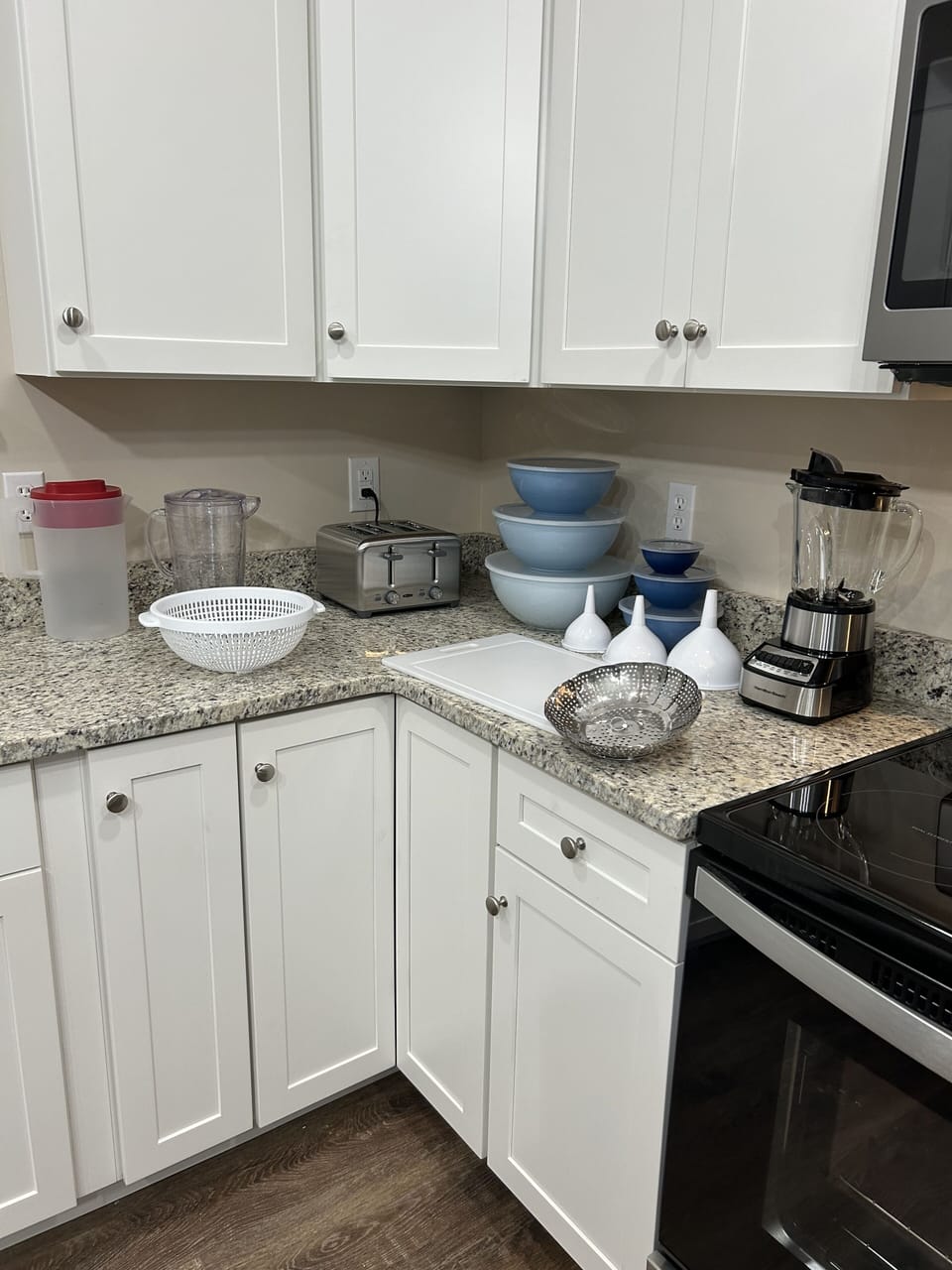 Tea pictures, steam basket, toaster, strainer, bowles w/lids, funnel & blinder.