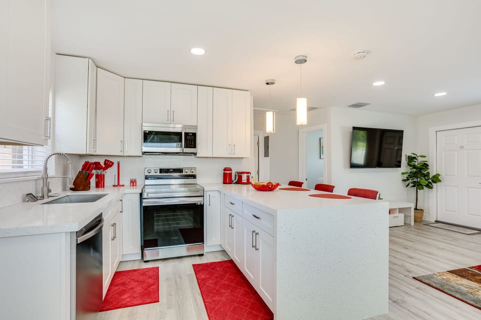 Kitchen | Coffee Maker | Toaster