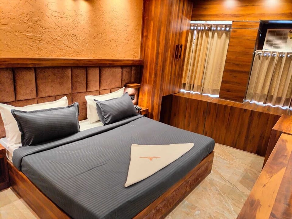 Deluxe Double Room | Free WiFi
