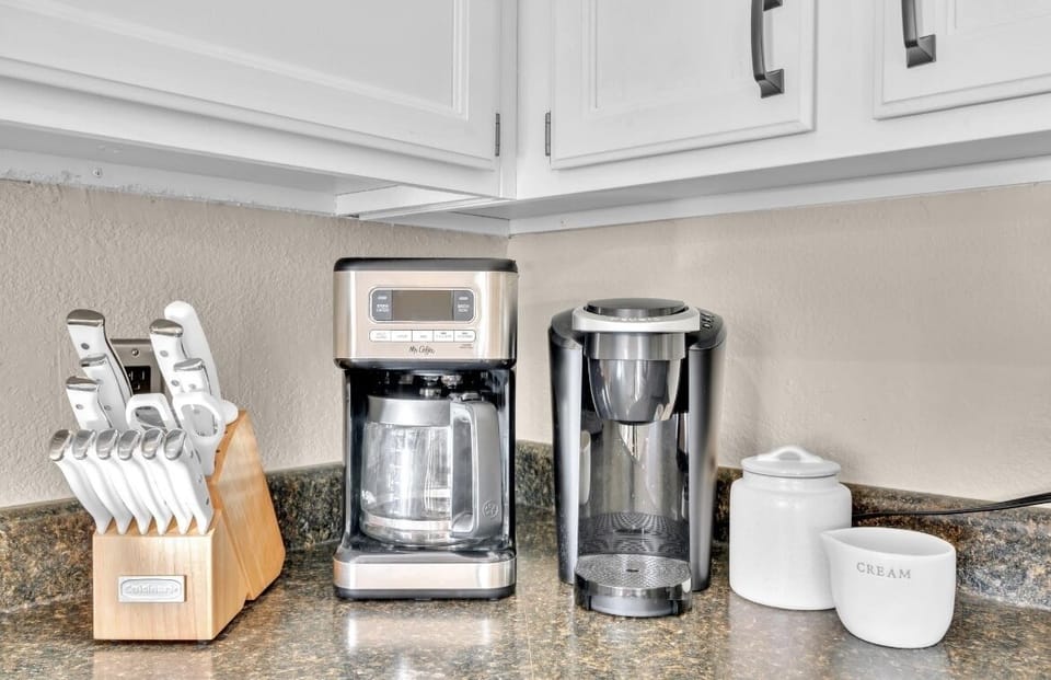 Brew an entire pot or have a single serving!