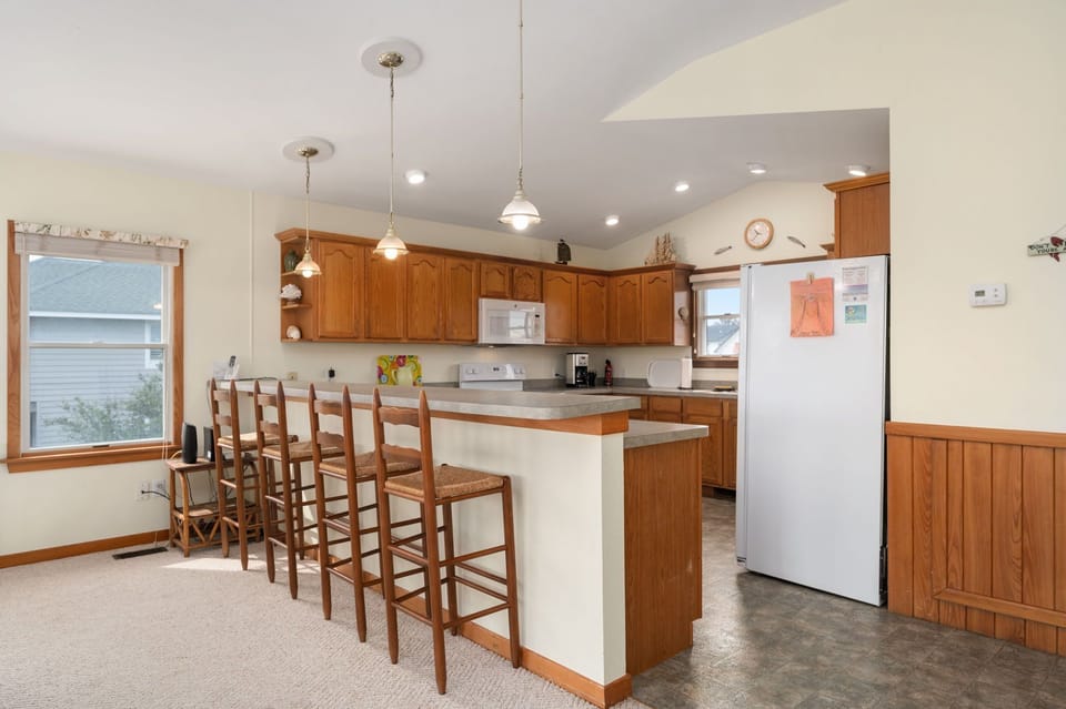 WH567: Sunshine Daydream | TL Kitchen Island Seating for 4