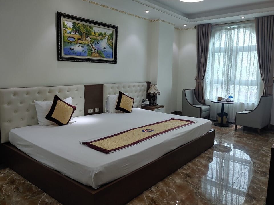 Deluxe Room | In-room safe, desk, blackout drapes, free WiFi