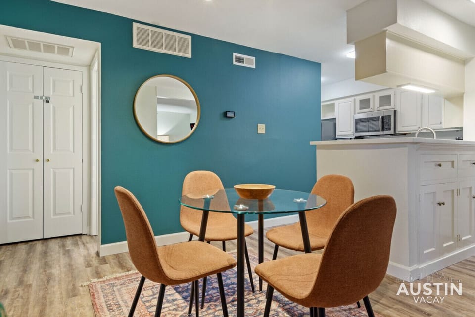 Dining area between the living room and kitchen