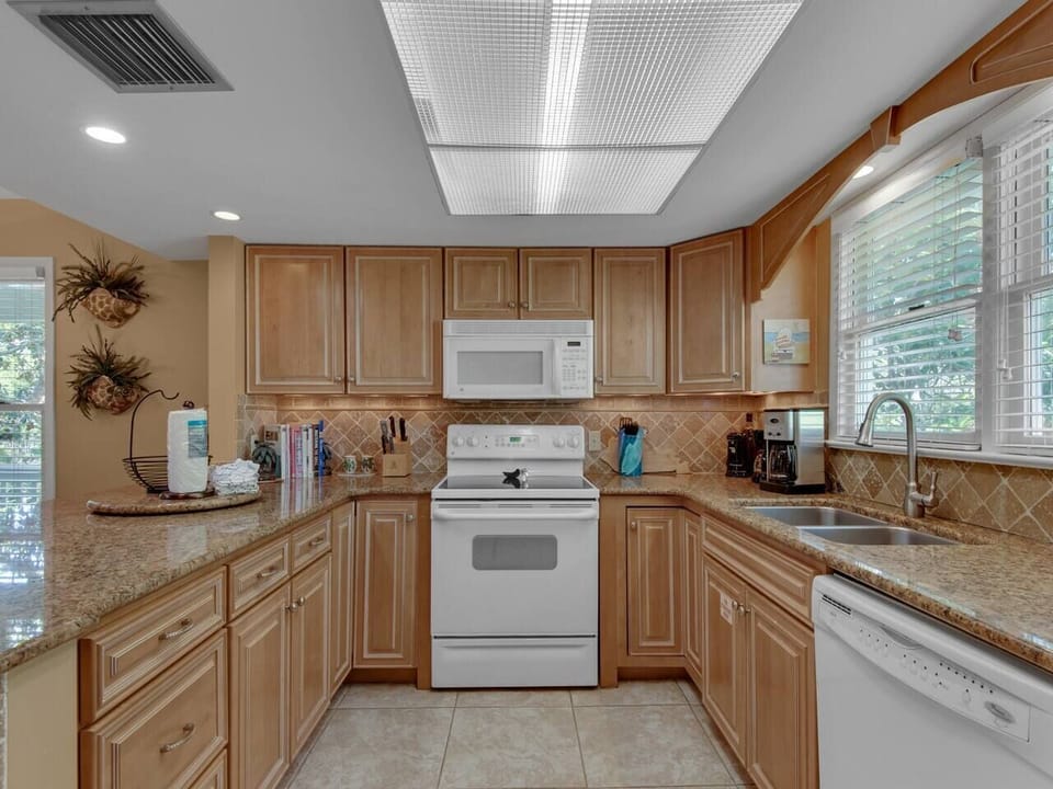 Spacious Kitchen