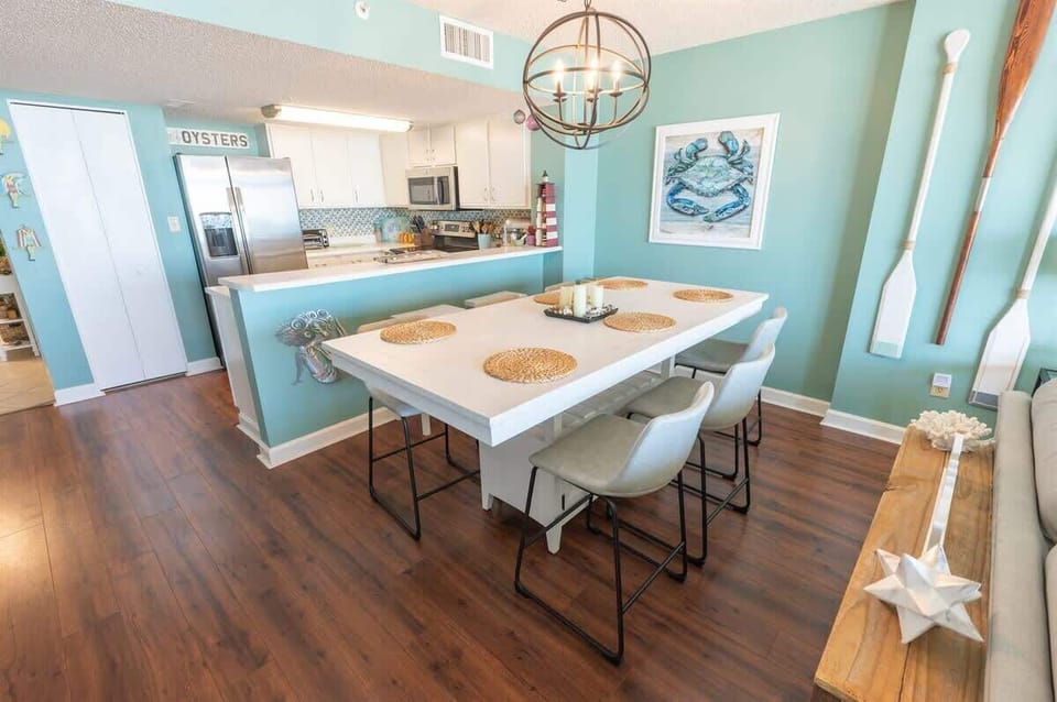 Large Dining Area
