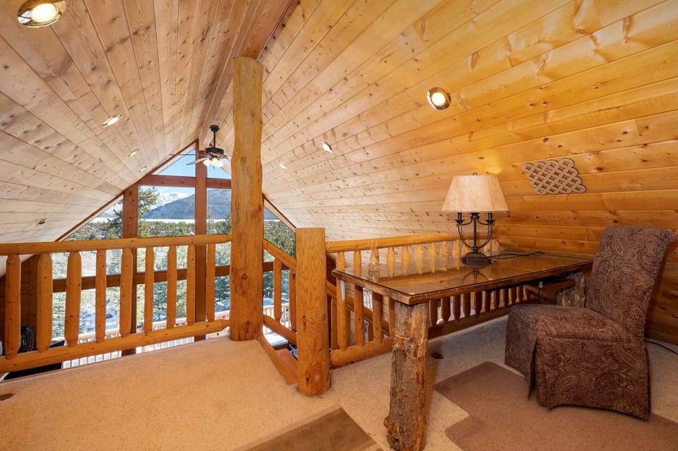 Open Loft -- Built In Desk