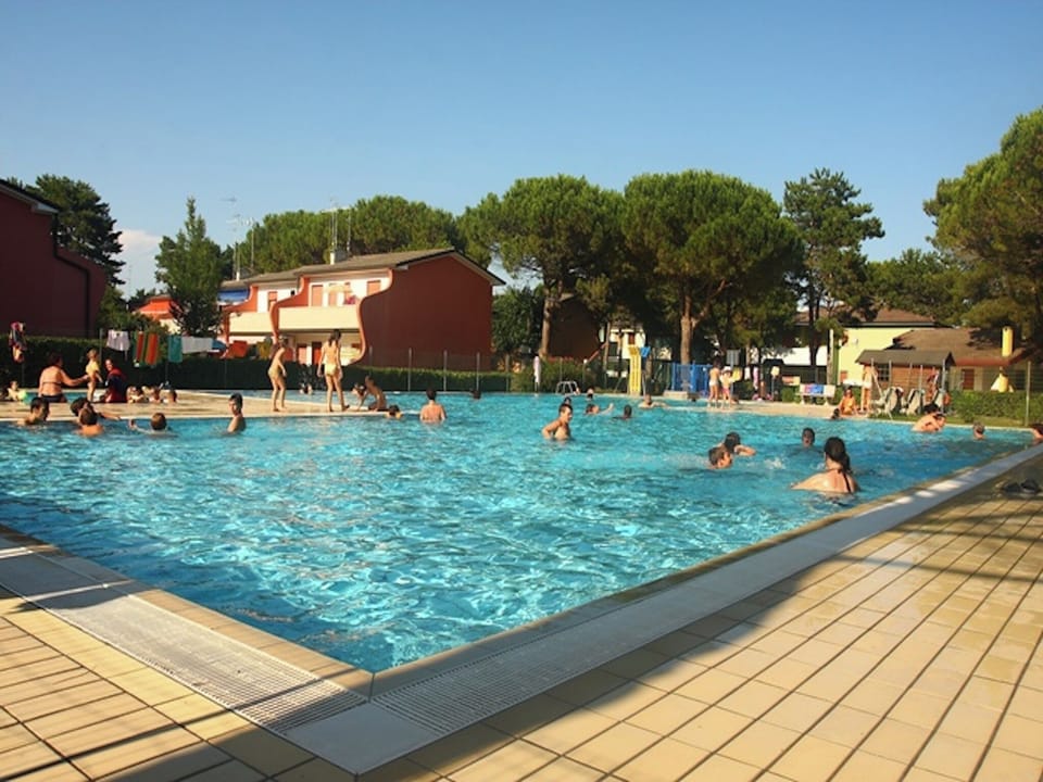 Apartment, 2 Bedrooms, Garden View | Pool | Outdoor pool