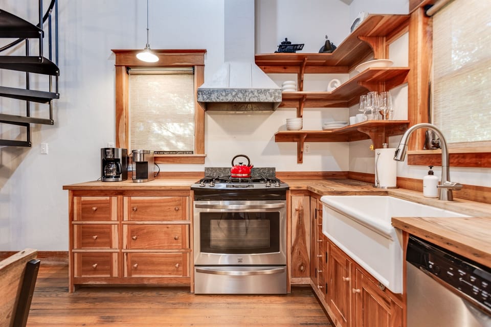 Gas stove to cook full meals